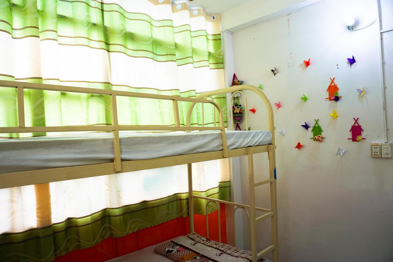 Color House Hostel Ho Chi Minh City Exterior photo