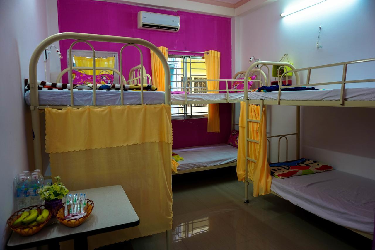 Color House Hostel Ho Chi Minh City Exterior photo