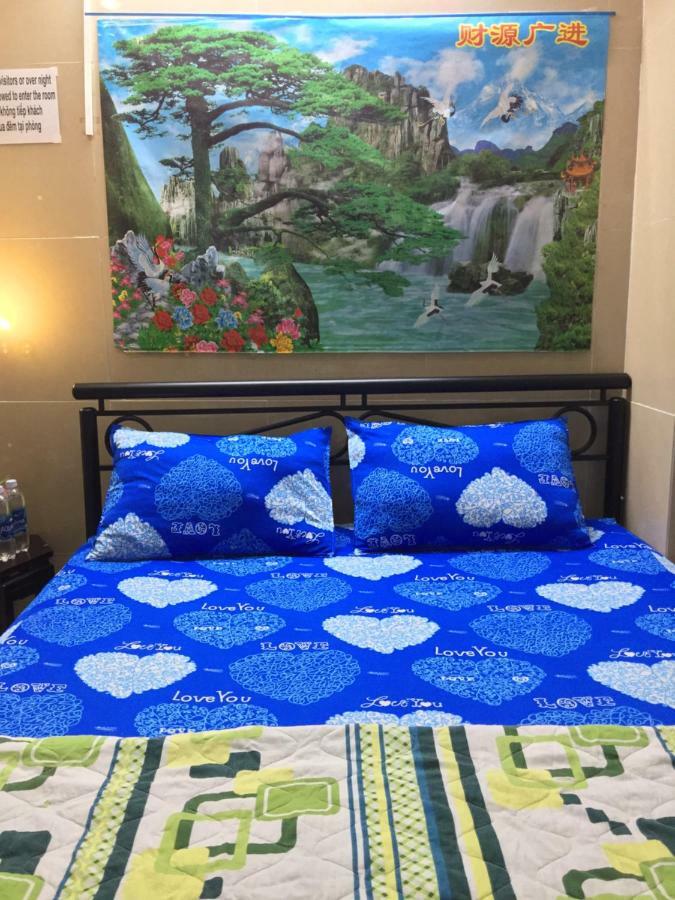 Color House Hostel Ho Chi Minh City Exterior photo