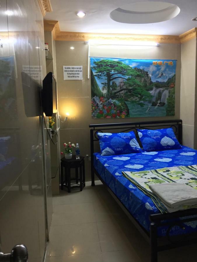 Color House Hostel Ho Chi Minh City Exterior photo