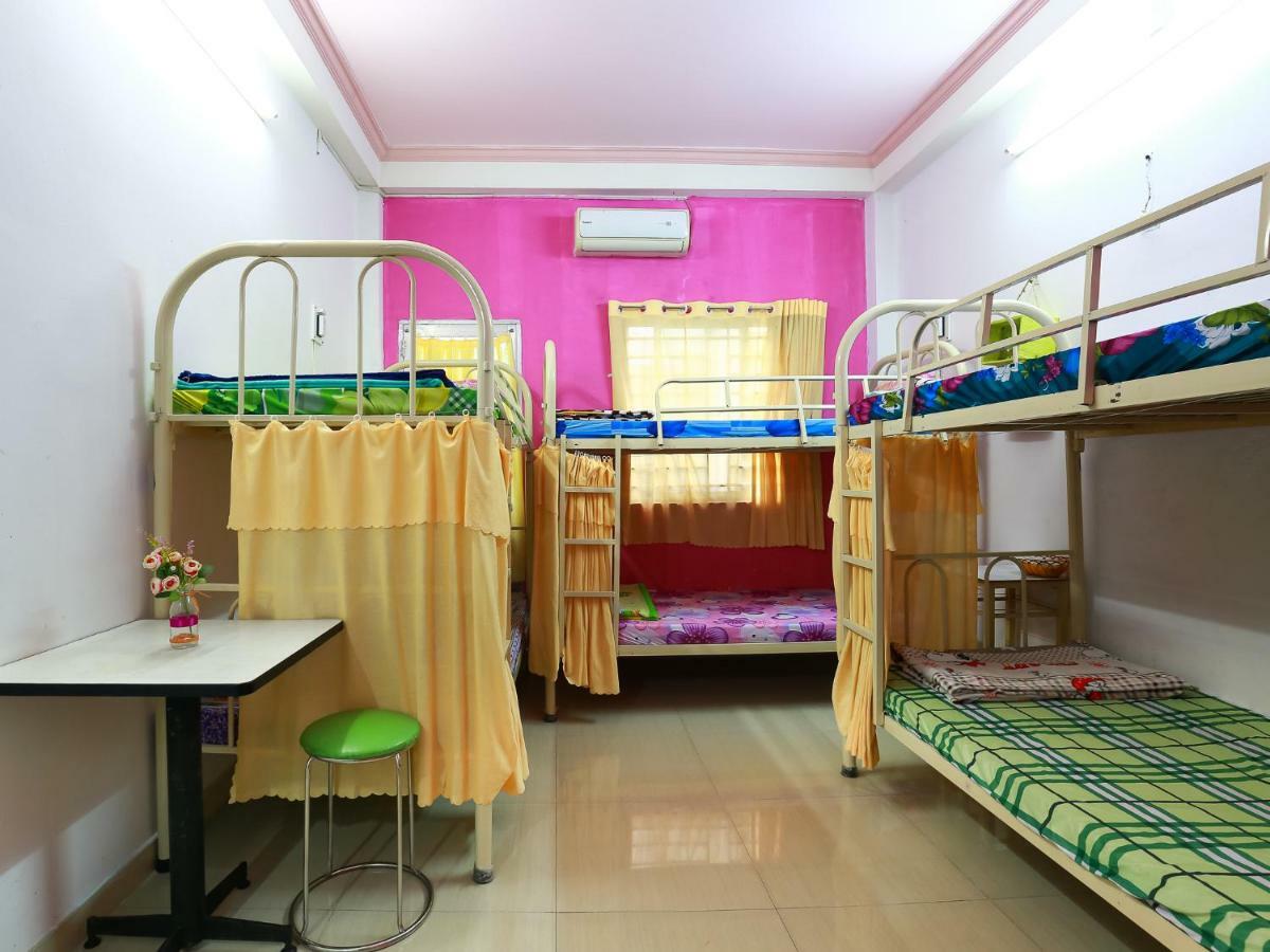 Color House Hostel Ho Chi Minh City Exterior photo